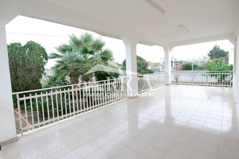 casa indipendente in vendita ad Alcamo in zona Alcamo Marina