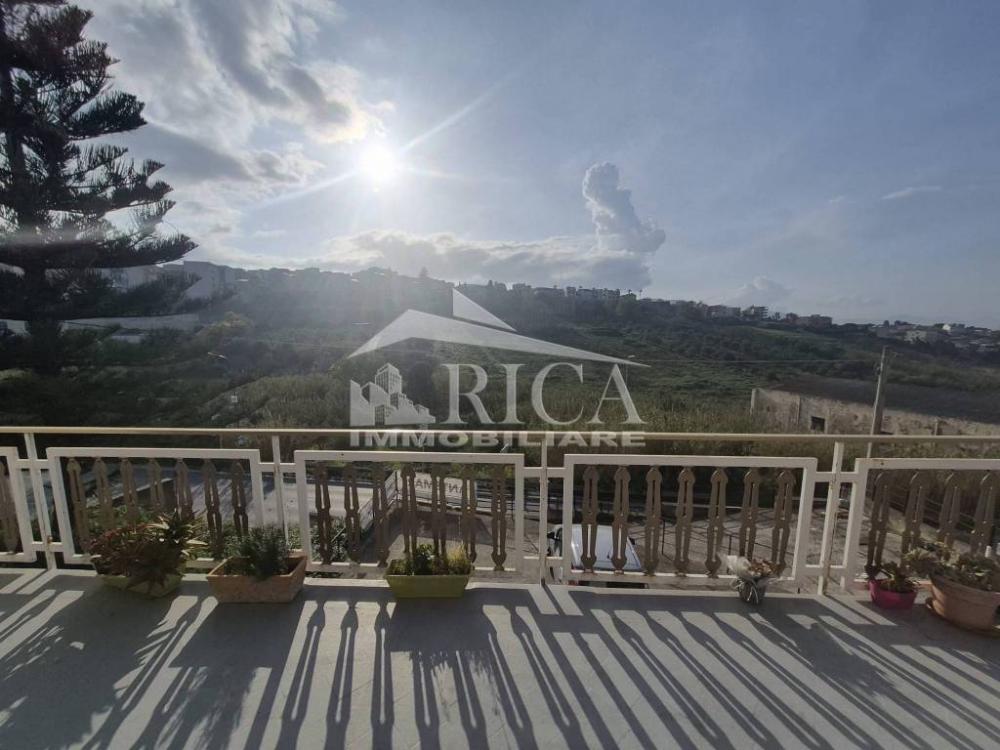 appartamento in vendita ad Alcamo in zona Centro Città