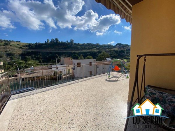 casa indipendente in vendita ad Alcamo in zona Alcamo Marina
