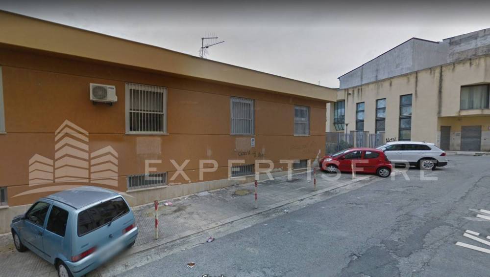 locale commerciale in vendita ad Alcamo in zona Centro Città