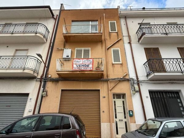 casa indipendente in vendita ad Alcamo