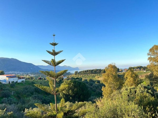 casa indipendente in vendita ad Alcamo