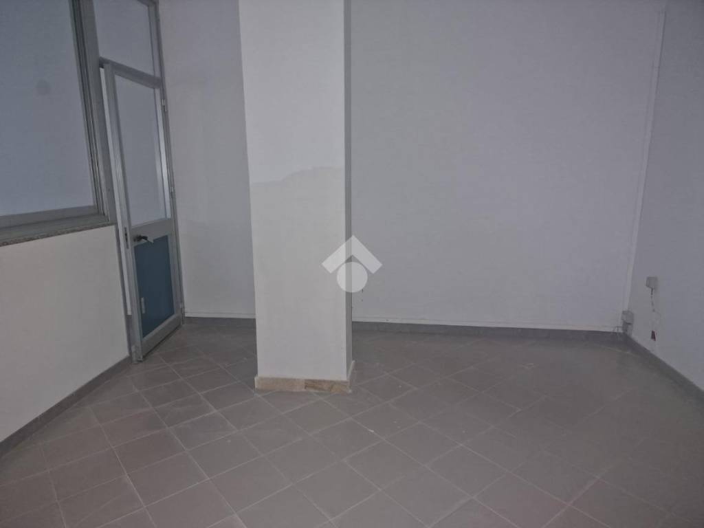 locale commerciale in vendita ad Alcamo