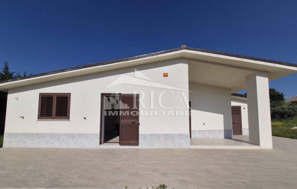 casa indipendente in vendita ad Alcamo in zona Fico