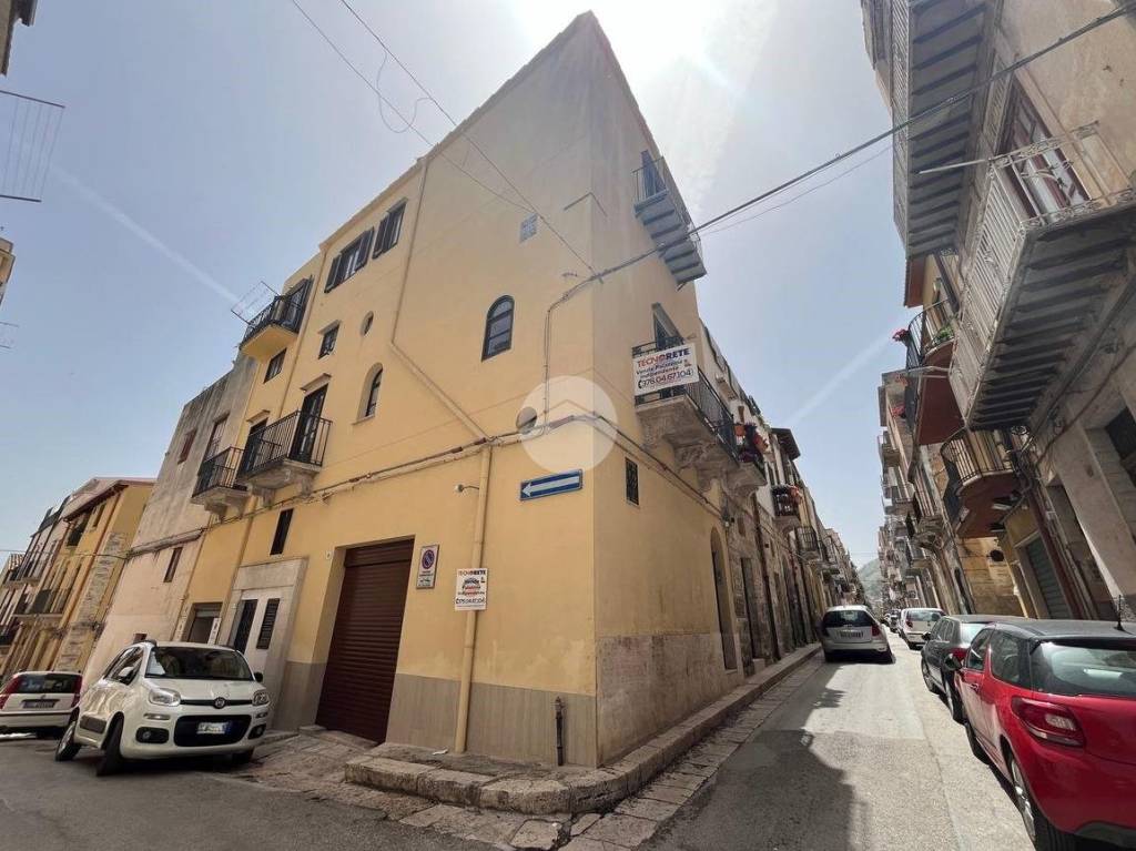 casa indipendente in vendita ad Alcamo