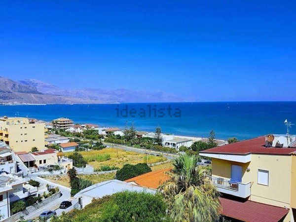 appartamento in vendita ad Alcamo in zona Alcamo Marina