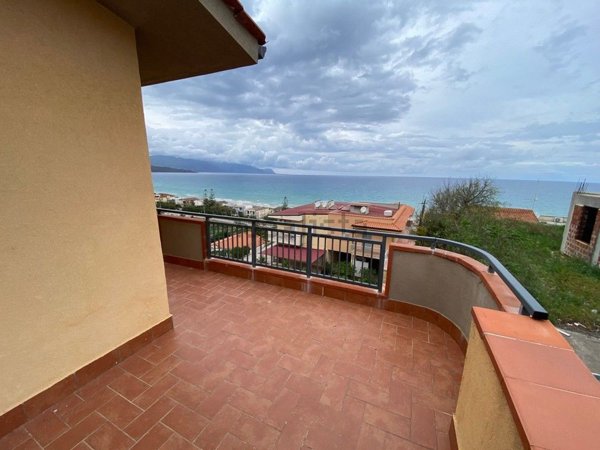 appartamento in vendita ad Alcamo in zona Alcamo Marina
