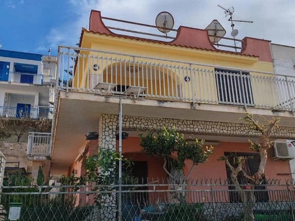 casa indipendente in vendita ad Alcamo in zona Alcamo Marina