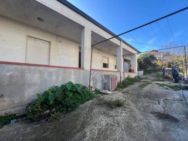 casa indipendente in vendita ad Alcamo in zona Alcamo Marina