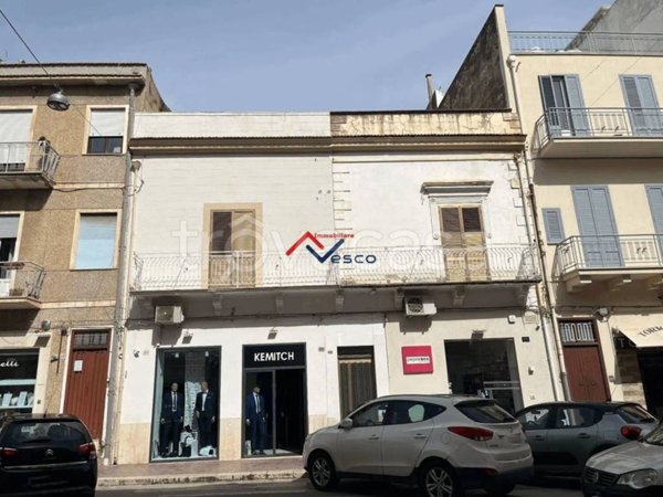 appartamento in vendita ad Alcamo in zona Centro Città