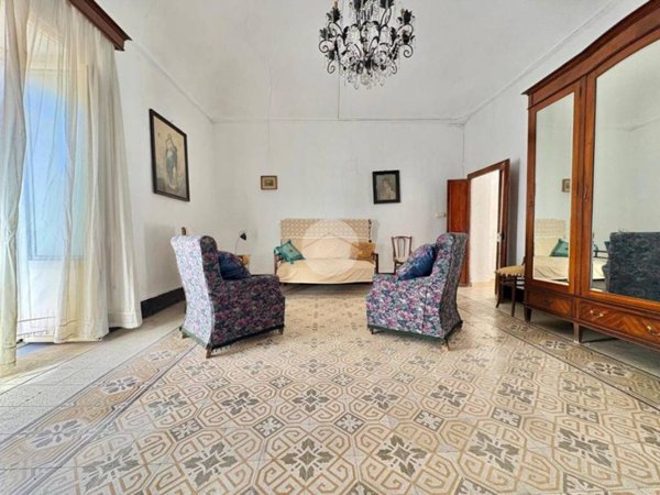 casa indipendente in vendita ad Alcamo in zona Centro Città