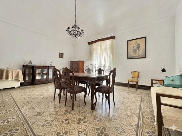 casa indipendente in vendita ad Alcamo in zona Centro Città