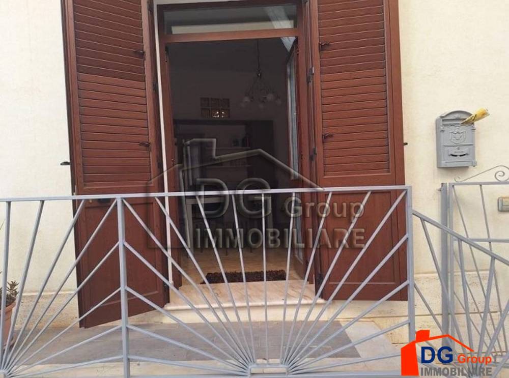 casa indipendente in vendita ad Alcamo