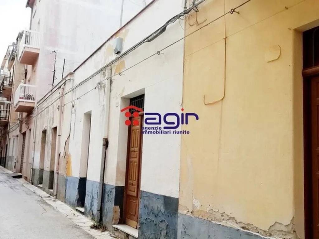 casa indipendente in vendita ad Alcamo