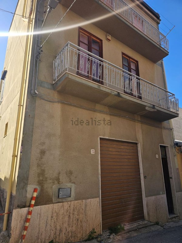 casa indipendente in vendita ad Alcamo