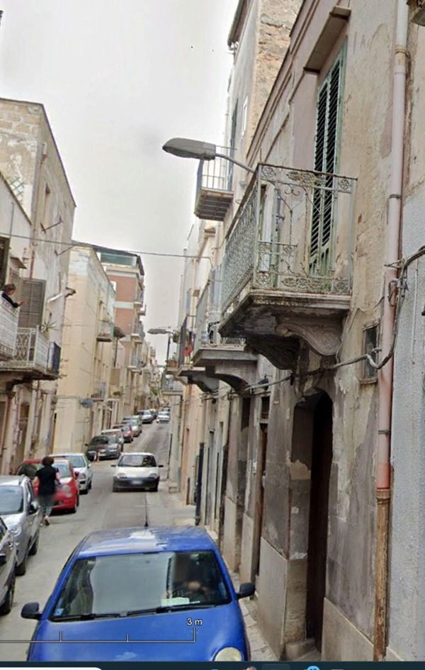 pentavano in vendita ad Alcamo