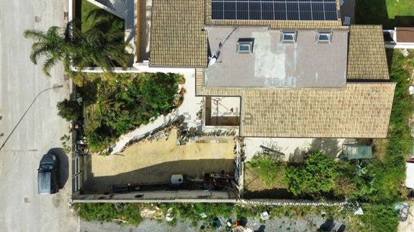 casa indipendente in vendita ad Alcamo