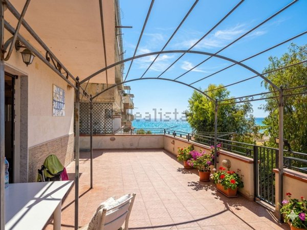appartamento in vendita ad Alcamo in zona Alcamo Marina