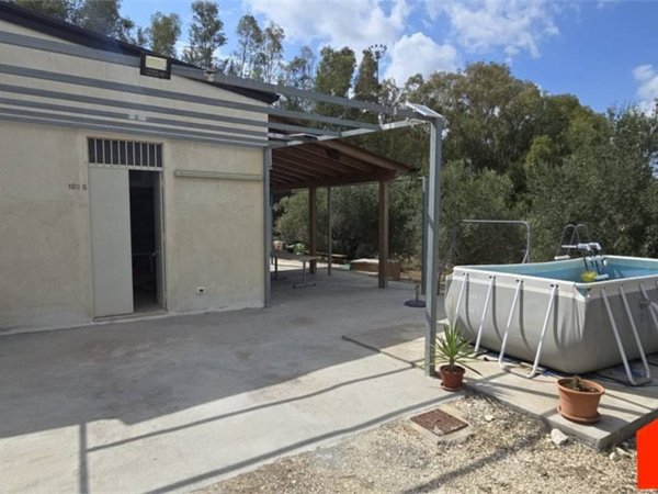 casa indipendente in vendita ad Alcamo in zona Alcamo Marina