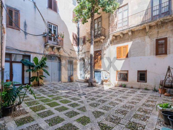 appartamento in vendita ad Alcamo in zona Centro Città