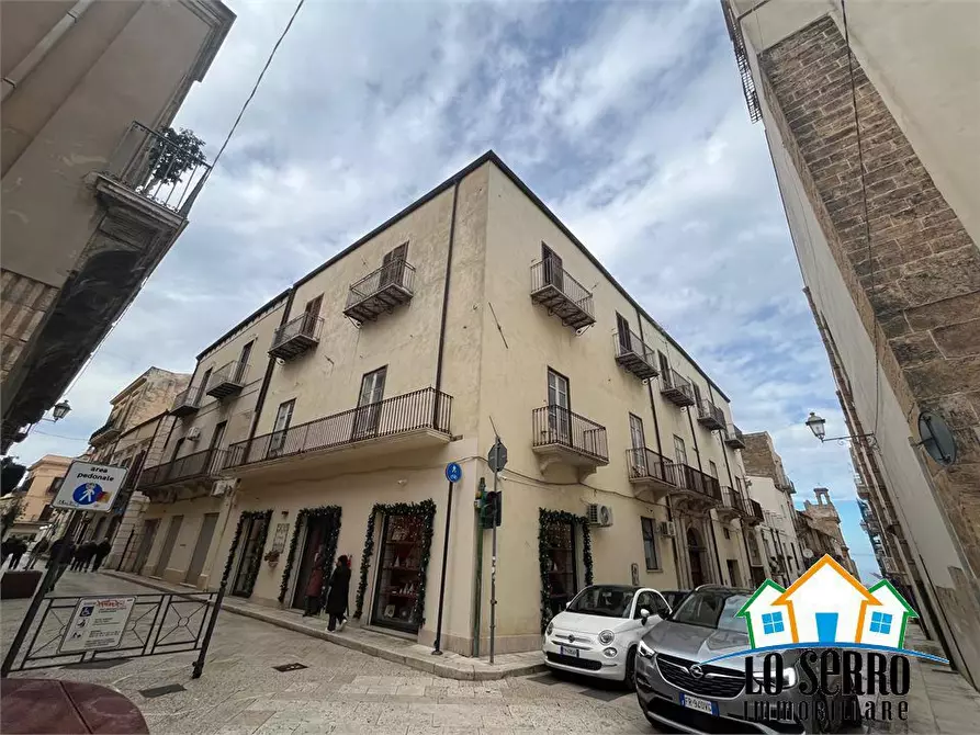 appartamento in vendita ad Alcamo in zona Centro Città