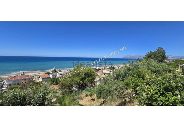 appartamento in vendita ad Alcamo in zona Alcamo Marina