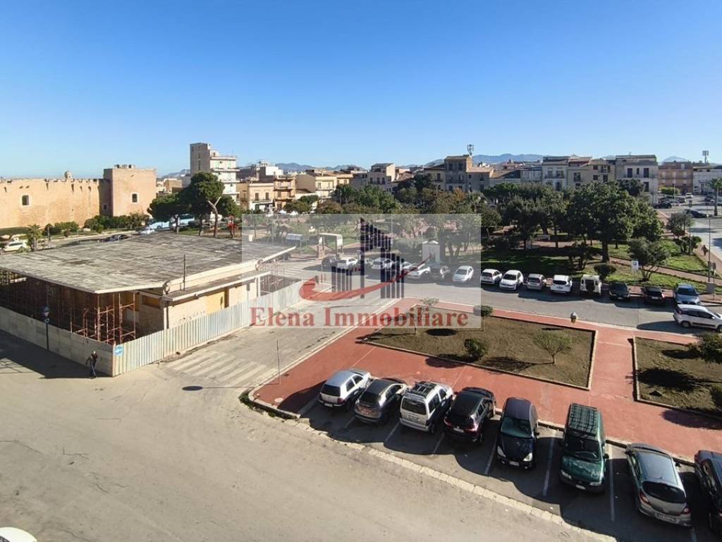 appartamento in vendita ad Alcamo in zona Centro Città