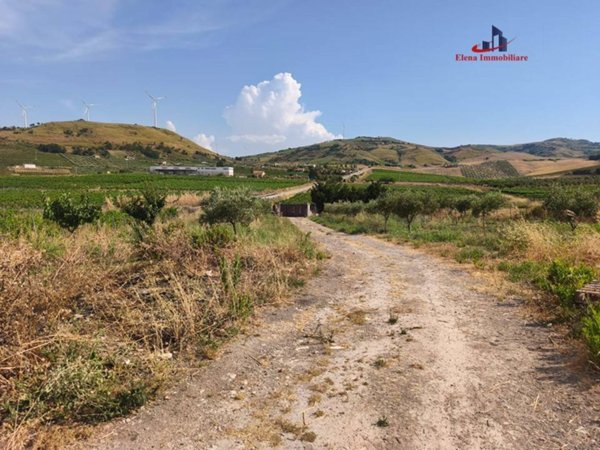 casa indipendente in vendita ad Alcamo in zona Fico