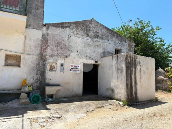 casa indipendente in vendita ad Alcamo in zona Bosco d'Alcamo