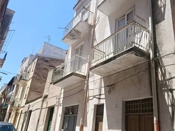 casa indipendente in vendita ad Alcamo in zona Centro Città