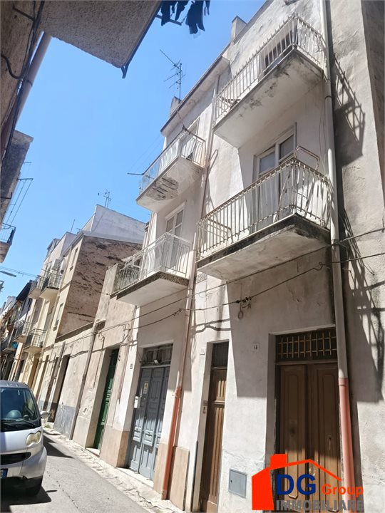 casa indipendente in vendita ad Alcamo in zona Centro Città