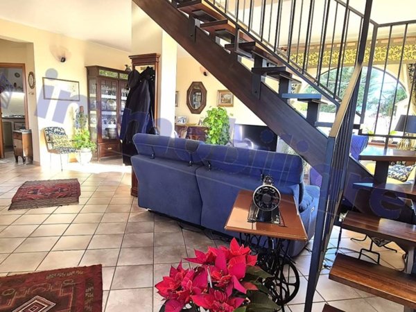 casa indipendente in vendita ad Alcamo in zona Fico