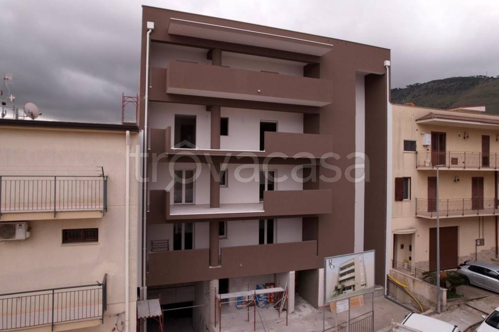 appartamento in vendita ad Alcamo in zona Centro Città