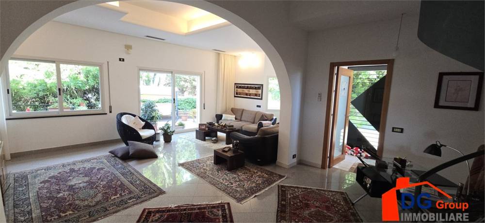 casa indipendente in vendita ad Alcamo in zona Alcamo Marina