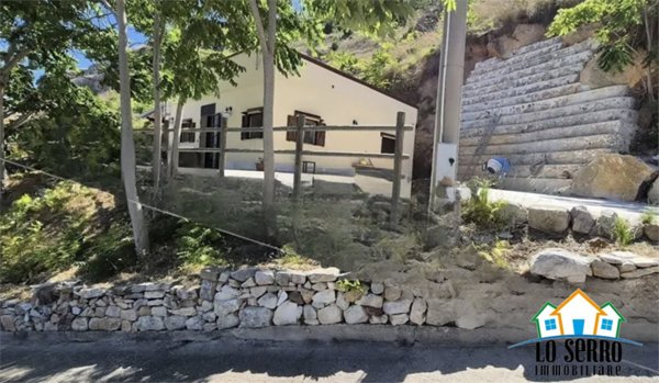 casa indipendente in vendita ad Alcamo