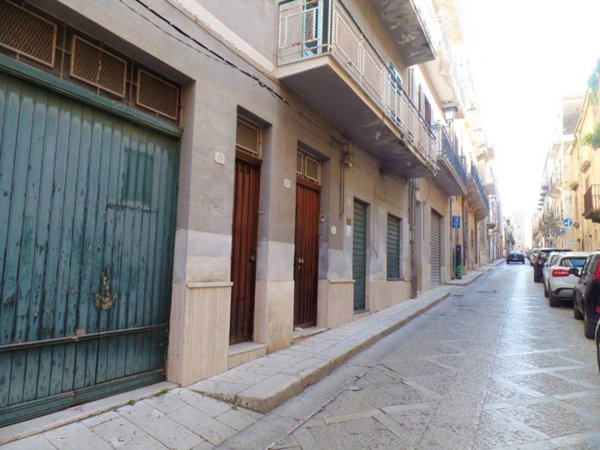 appartamento in vendita ad Alcamo in zona Centro Città