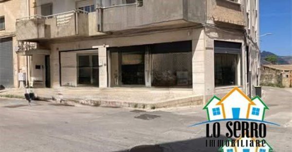 locale commerciale in vendita ad Alcamo