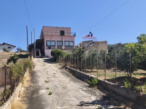 casa indipendente in vendita ad Alcamo