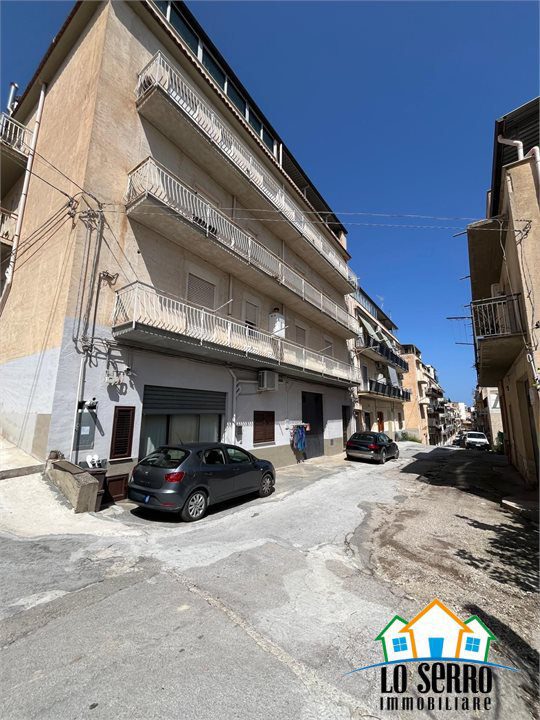 appartamento in vendita ad Alcamo in zona Centro Città