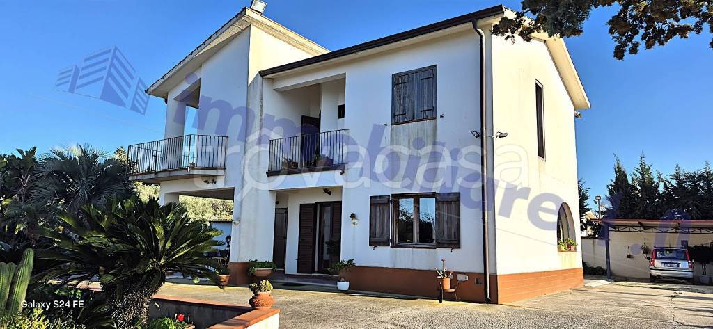 casa indipendente in vendita ad Alcamo in zona Fico