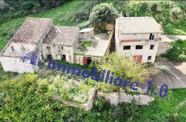 villa in vendita ad Alcamo in zona Fico