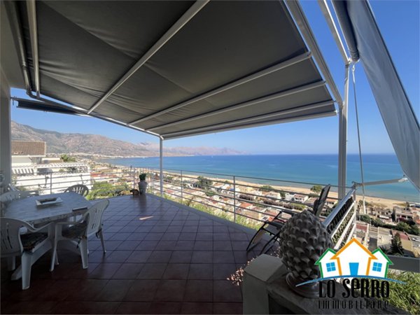 casa indipendente in vendita ad Alcamo