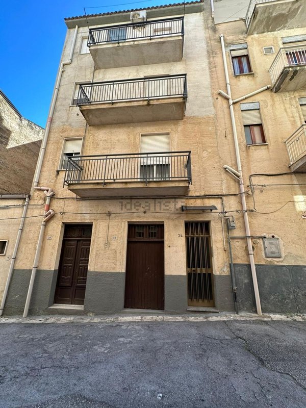 appartamento in vendita ad Alcamo in zona Centro Città