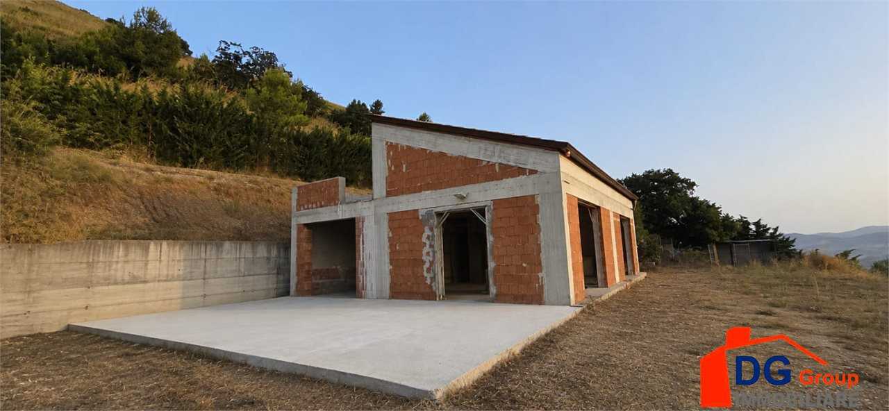 casa indipendente in vendita ad Alcamo