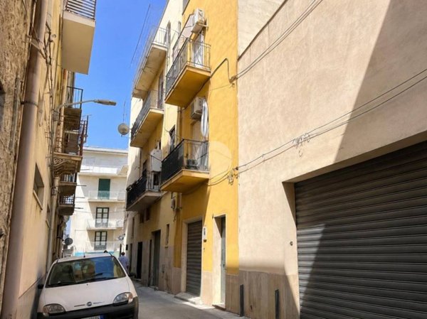 appartamento in vendita ad Alcamo in zona Centro Città