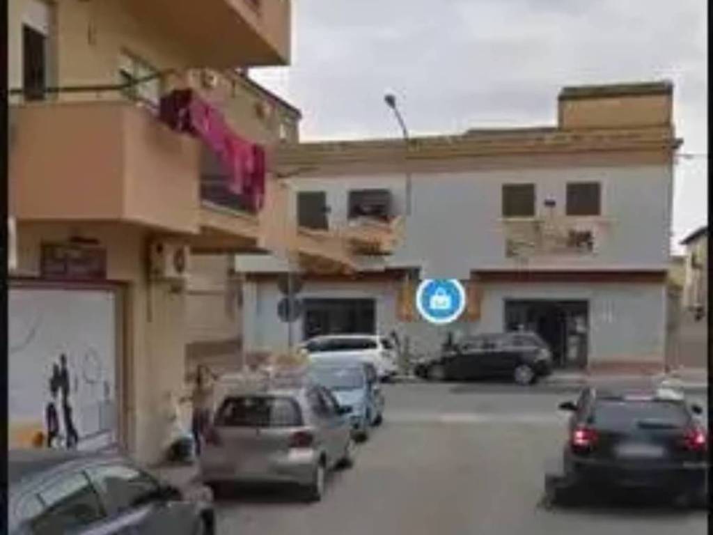 negozio in vendita ad Alcamo in zona Centro Città