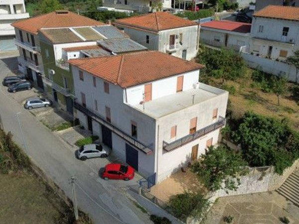 casa indipendente in vendita ad Alcamo