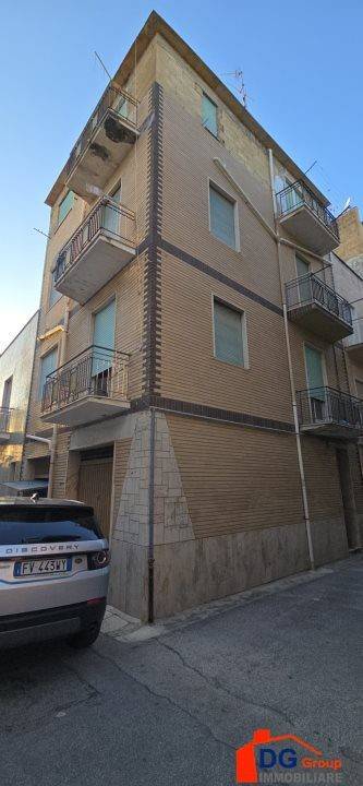 appartamento in vendita ad Alcamo in zona Centro Città