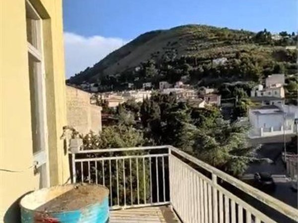 appartamento in vendita ad Alcamo in zona Centro Città