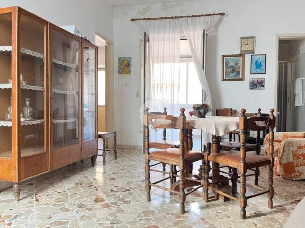 casa indipendente in vendita ad Alcamo in zona Centro Città
